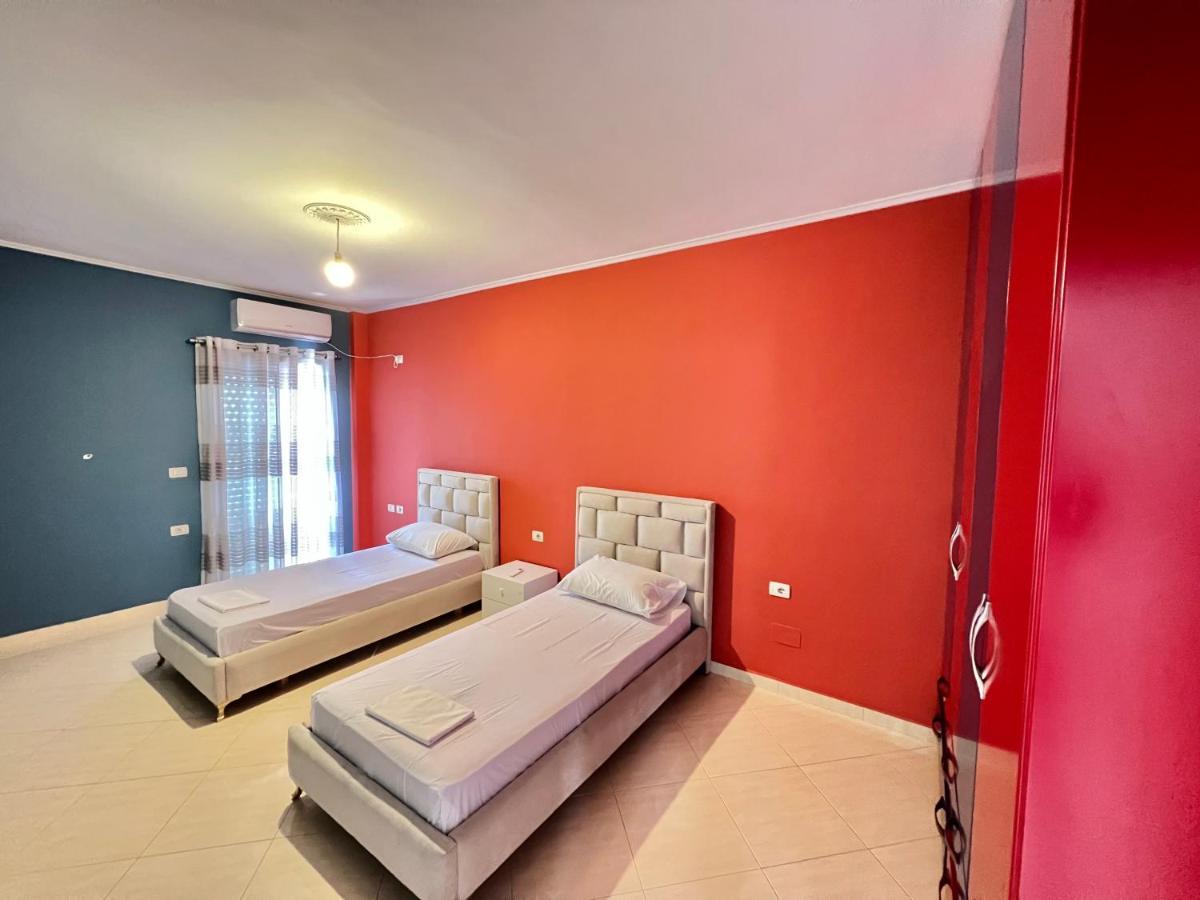 شقة ساراندا  في Ermis Apartament المظهر الخارجي الصورة