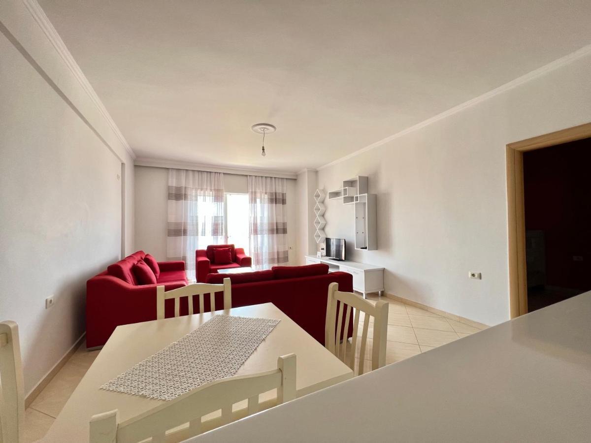 شقة ساراندا  في Ermis Apartament المظهر الخارجي الصورة