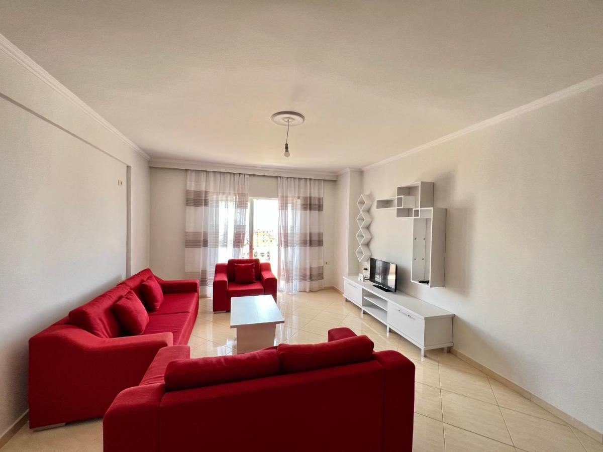 شقة ساراندا  في Ermis Apartament المظهر الخارجي الصورة