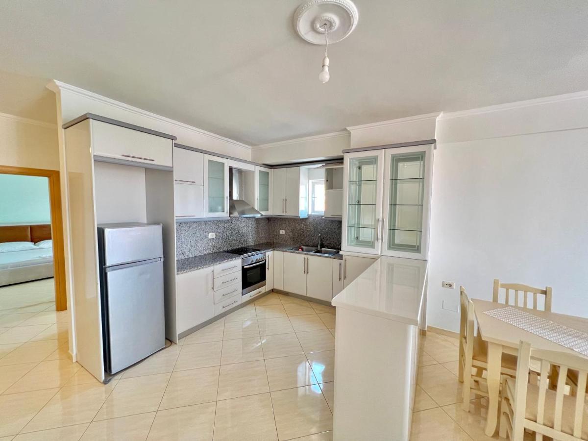شقة ساراندا  في Ermis Apartament المظهر الخارجي الصورة